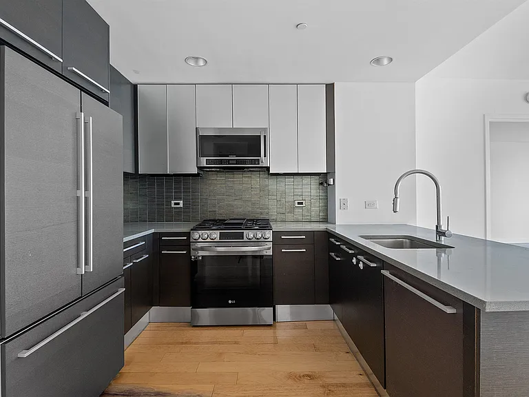 2 2nd St #1103 — Photo 23