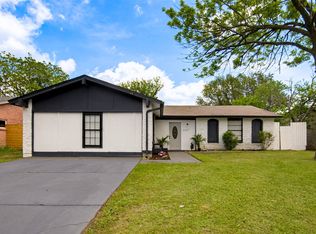 1330 Willowbrook St, Lancaster, TX 75134