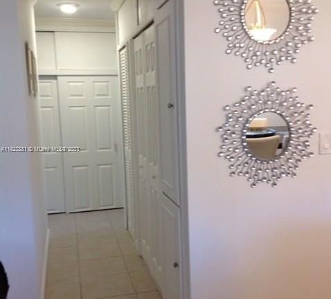 5th image of 1021 Crystal Lake Dr APT 101