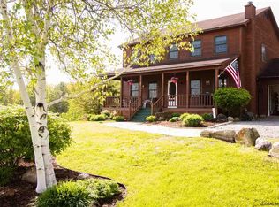 15 Valley Dr, Ticonderoga, NY 12883
