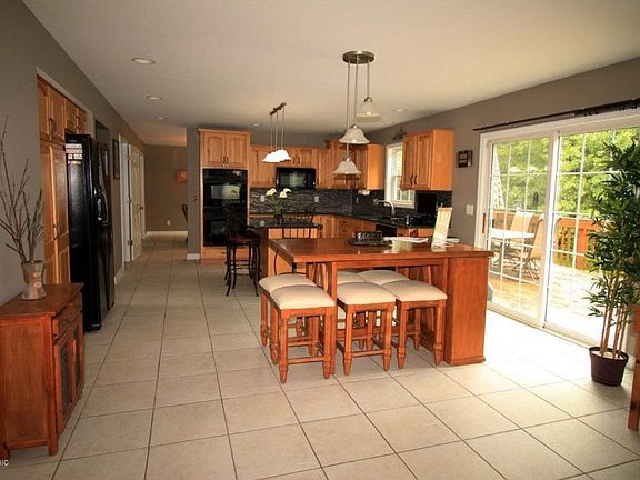 5th image of 13751 Cottage Dr