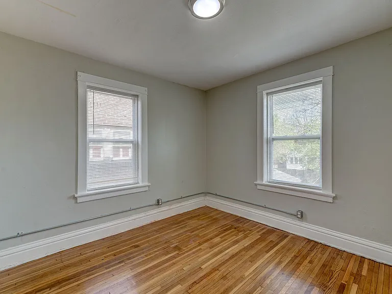 3953 Tholozan Ave — Photo 17