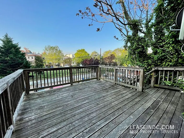 68 V St NW #1 — Photo 14