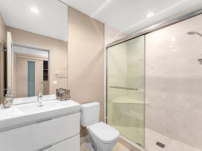 17301 Biscayne Blvd #Penthouse 7 — Photo 32