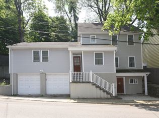 1775 Lincoln Ter, Peekskill, NY 10566