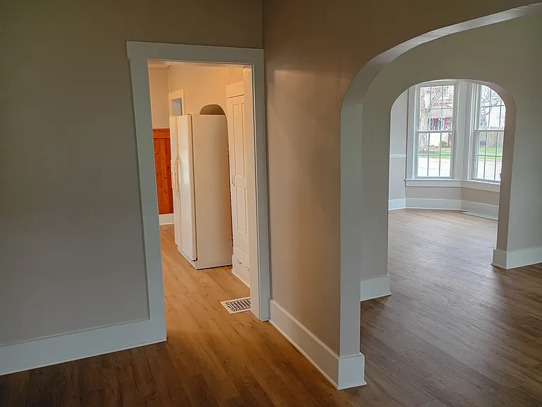 501 W Main St — Photo 17