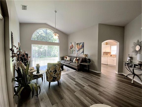5th image of 14522 Weeping Elm Dr
