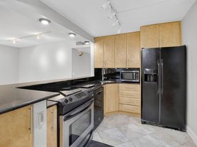447 Flanders Way, Delray Beach, FL