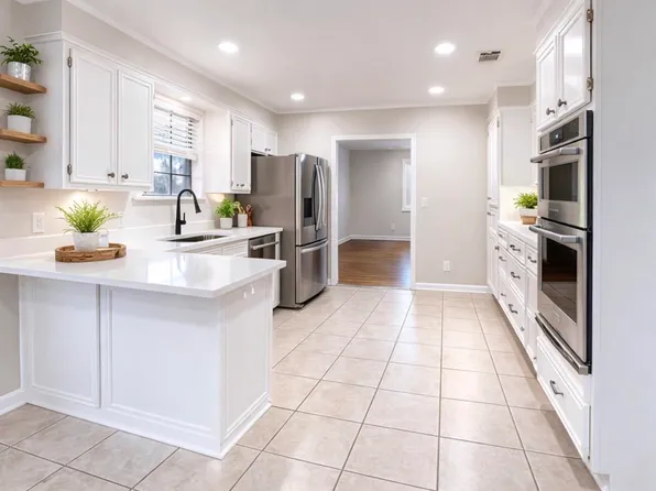 1445 Oakdale Dr, Baton Rouge, LA 70810