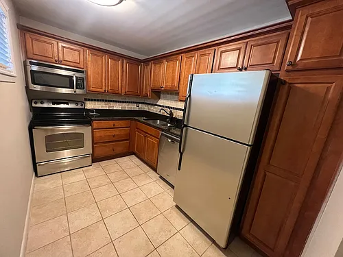 250 Little St #C307 Photo 1