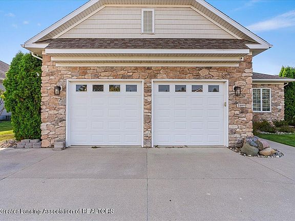 4th image of 2105 Marstoga Dr
