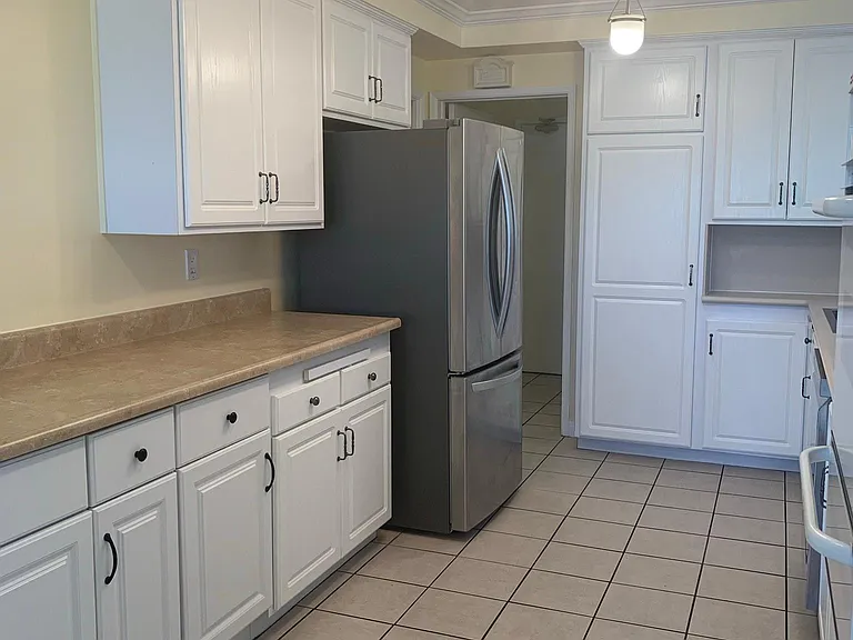 2023 Karen St — Photo 7