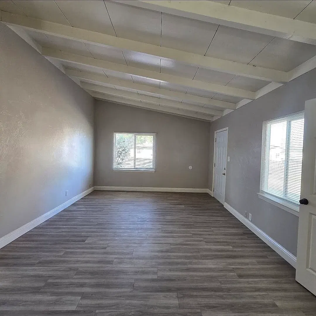 3 bed, 1081 sqft, $2,295 — Photo 4