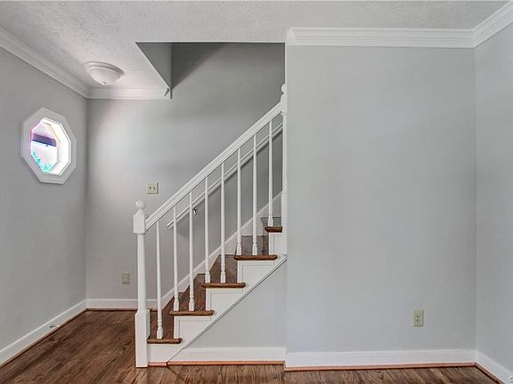 5th image of 6414 Lantana Ln
