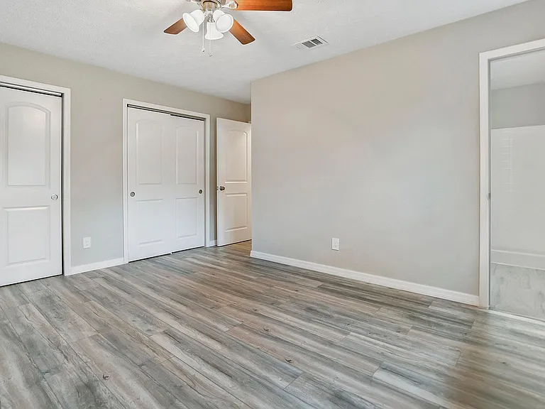 7804 Jolliet Dr — Photo 11