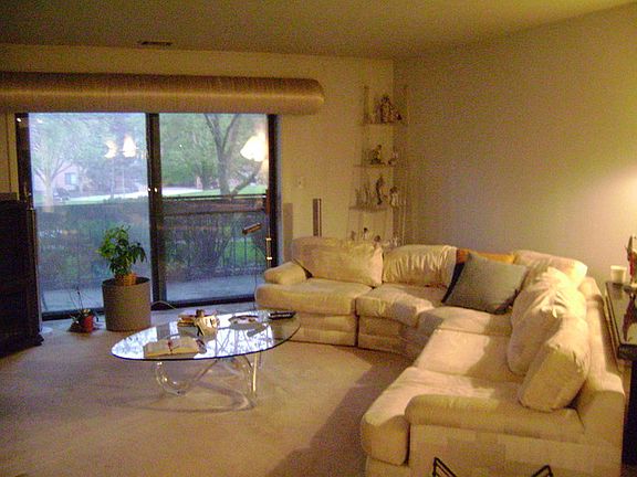 2nd image of 714 Walnut Dr APT 105