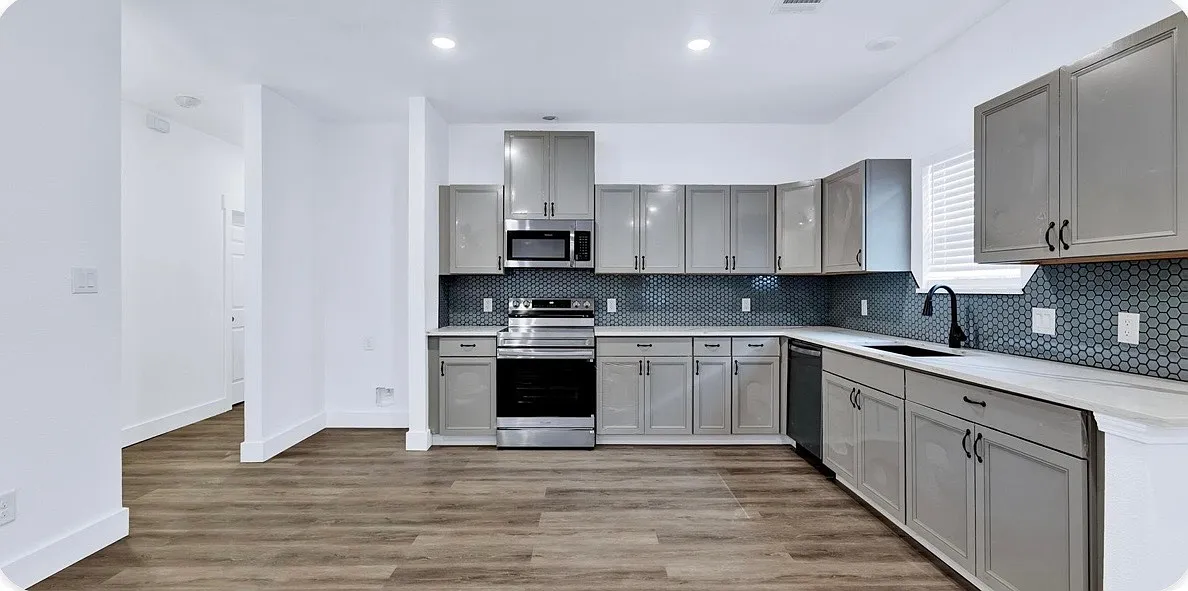 3 bed, 1430 sqft, $1,850 — Photo 3