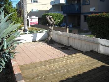 4th image of 806 Manhattan Ct APT 1