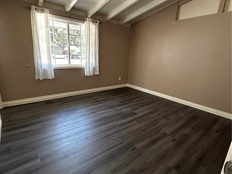 533 S Devon Rd — Photo 10