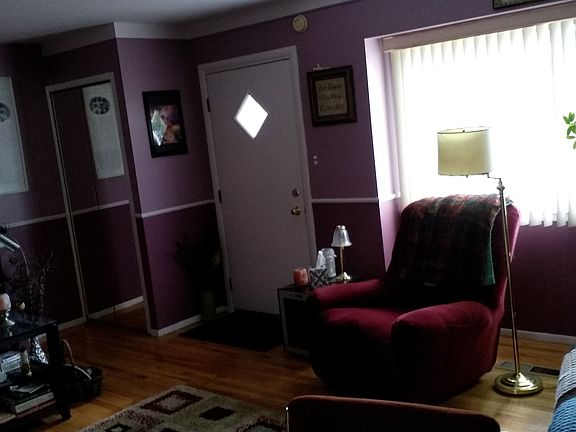 2nd image of 31901 Harper Ave