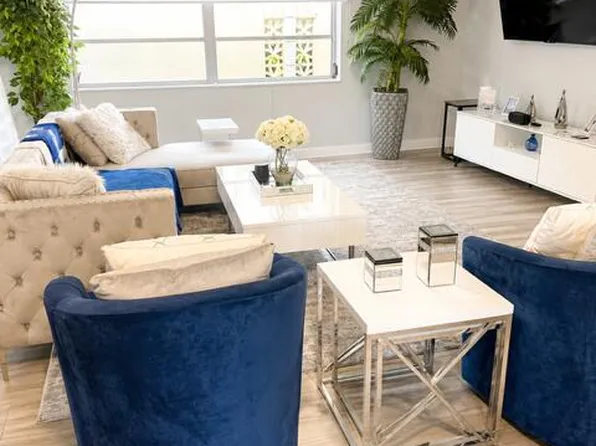 371 SW 8th St APT 1A, Boca Raton, FL 33432