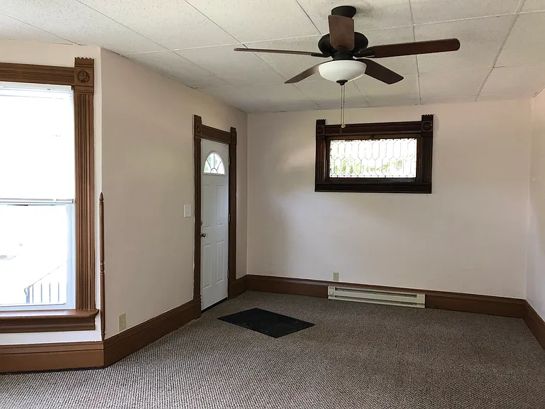 711 N Court St #A — Photo 2