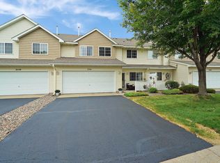 2541 Yellowstone Dr, Hastings, MN 55033