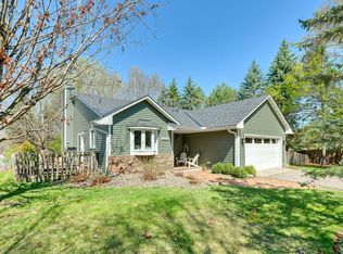 6200 Cranberry Ln, Eden Prairie, MN 55346