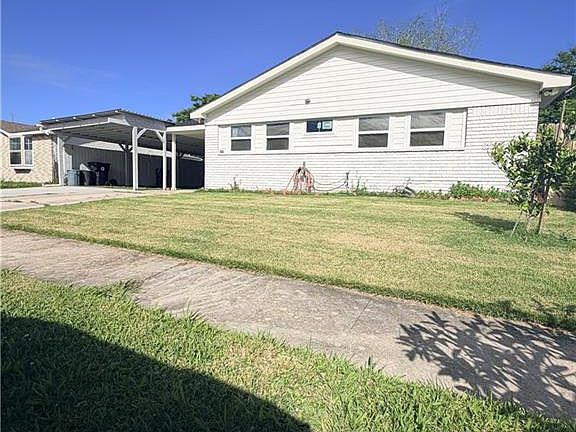 2nd image of 3530 Dickens Dr