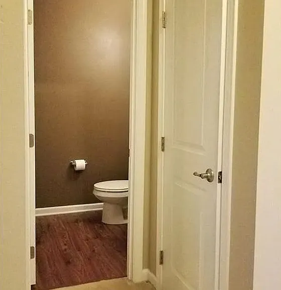 5055 Lake Forest Dr — Photo 11