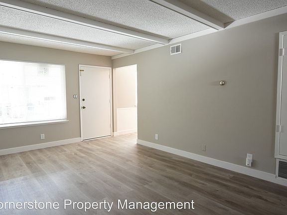 4th image of 220 Adler Ave APT 3