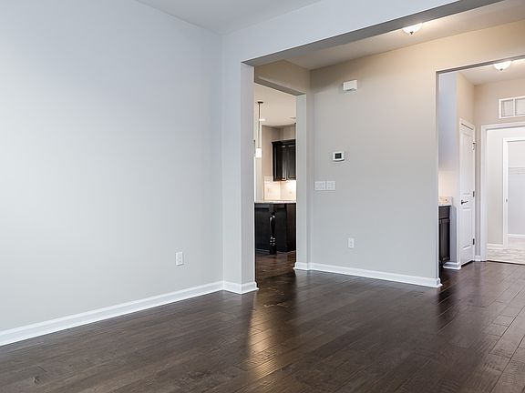4th image of 1103 Steinbeck Dr