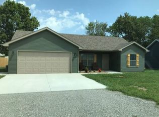 215 Campbell St, Centralia, MO 65240