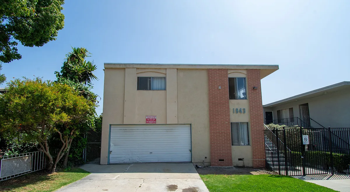 Building Photo - 1843 7th St