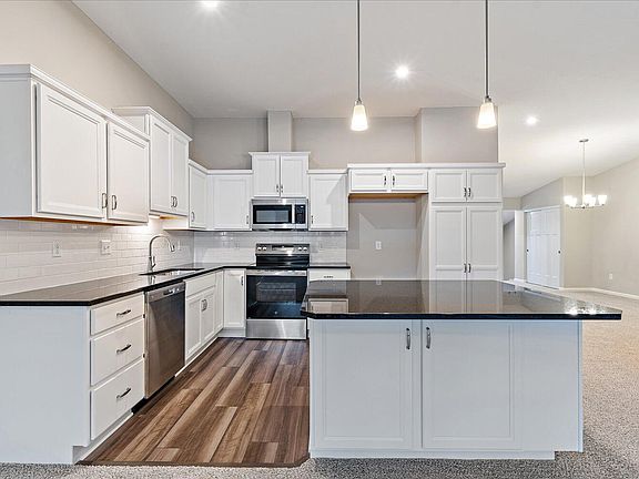 3rd image of 4726 Bentwood Hills Dr #6-302