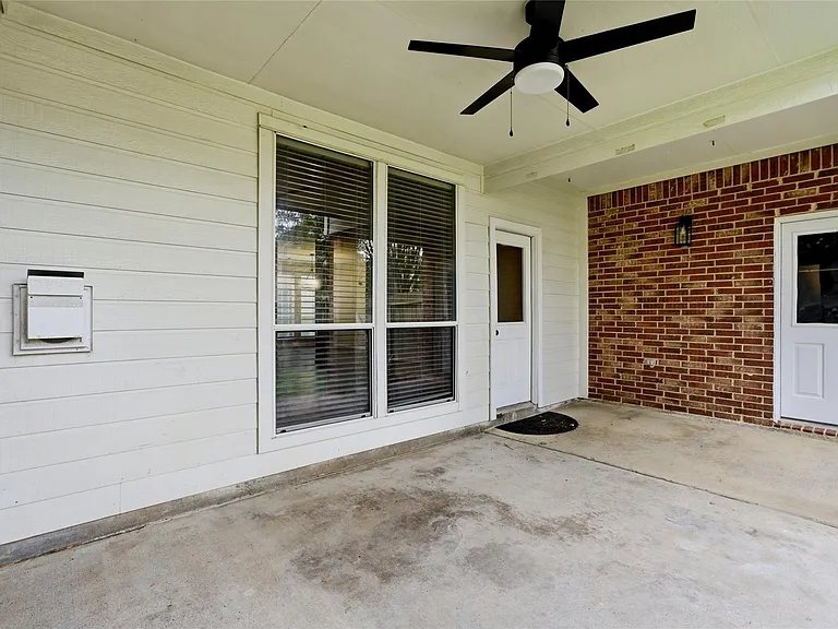 3711 Slocom Dr — Photo 41