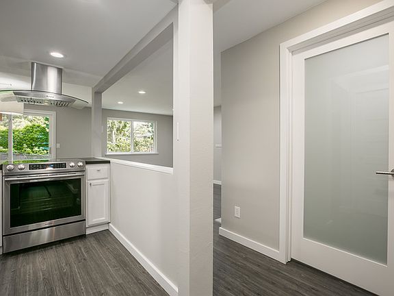 3rd image of 11433 NE 88th St