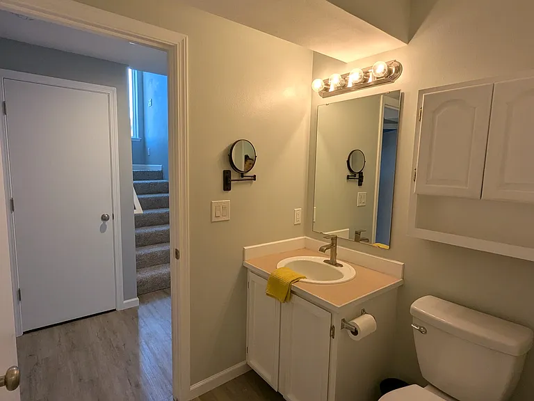 1107 NW Springer Way — Photo 29