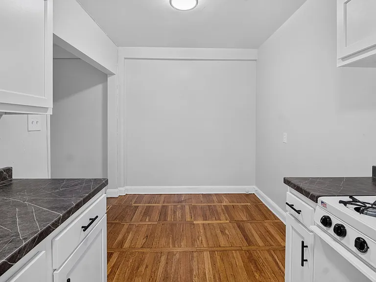 1447 Somerset Pl NW #205 — Photo 13