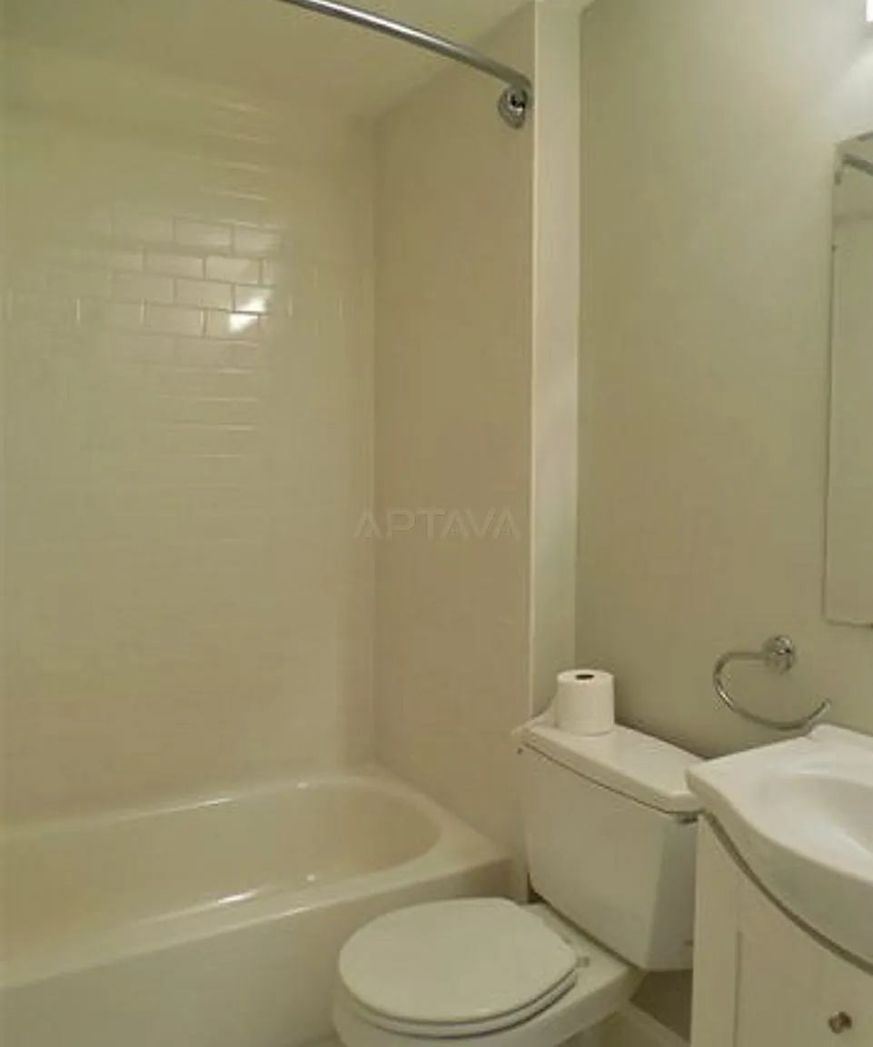 2 bed, $4,000 — Photo 1