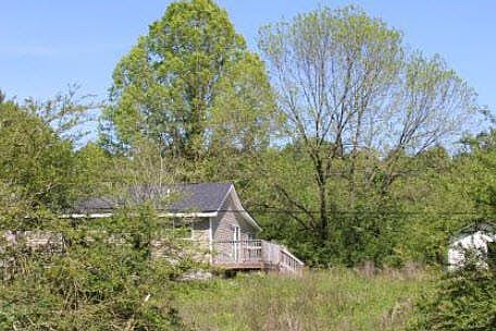 3rd image of 129 County Road 45