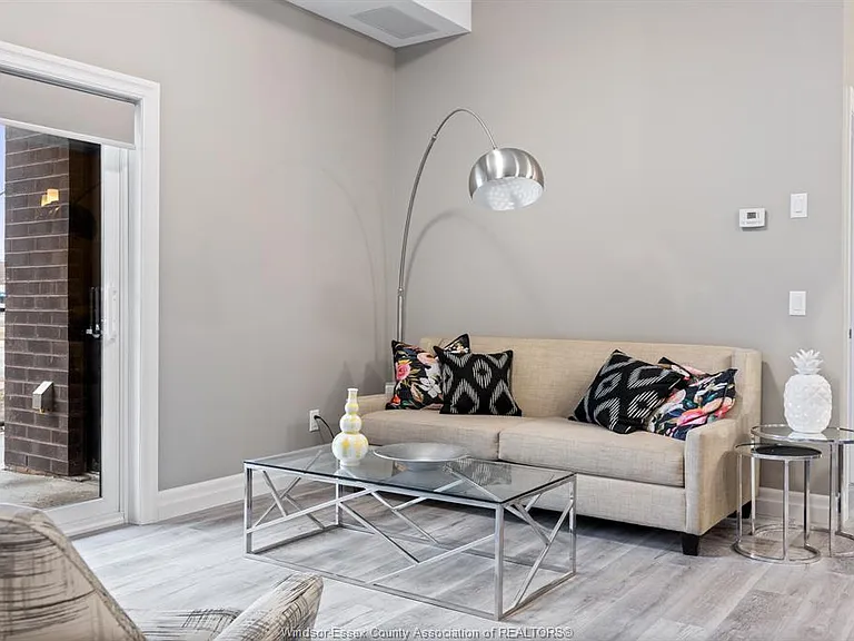 11870 Tecumseh Rd E #511 — Photo 17