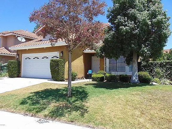 3rd image of 490 Savona Way