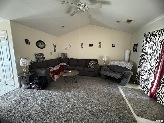 2nd image of 2202 Darren Dr