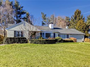 30 Glenwood Rd, West Hartford, CT 06107