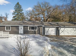 26487 Fenwick Ave, Wyoming, MN 55092