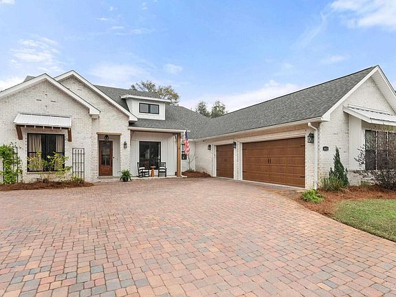 3rd image of 1412 W Shores Blvd
