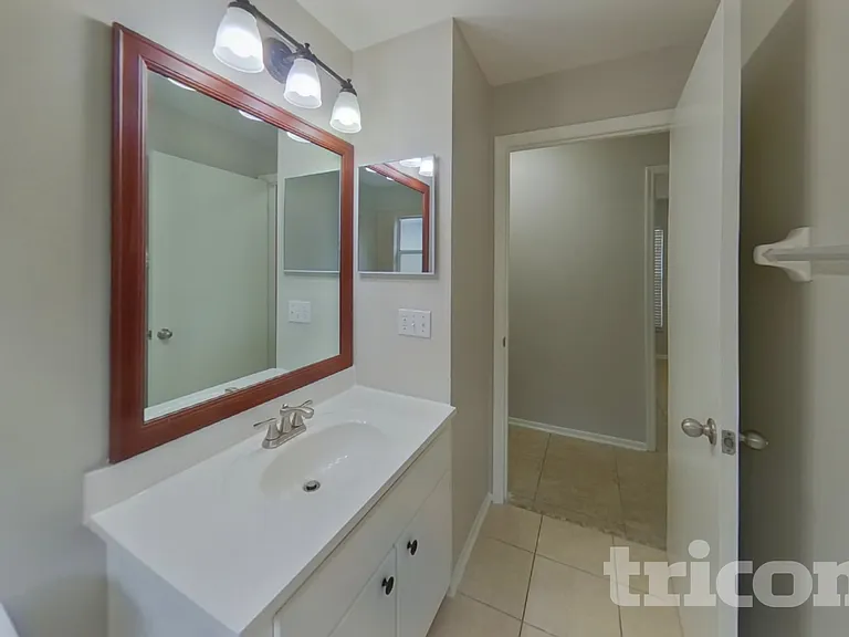 1248 E Cleveland Ave — Photo 15