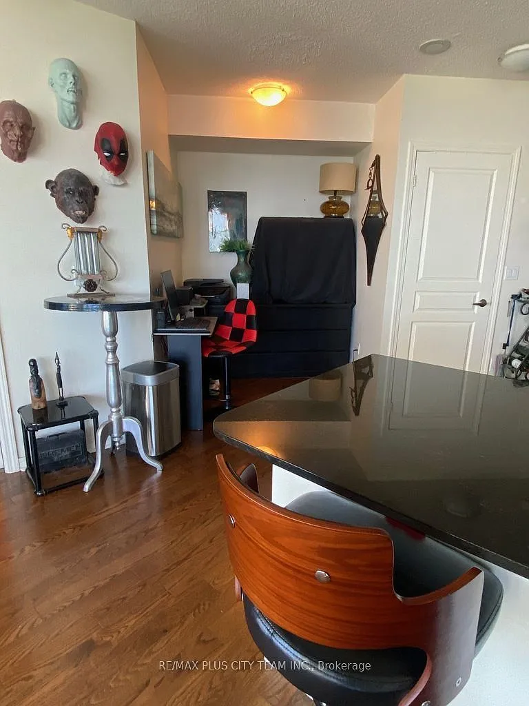 2 bed, $2,450 — Photo 4