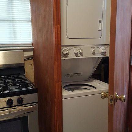 2nd image of 925B Rutledge Ave